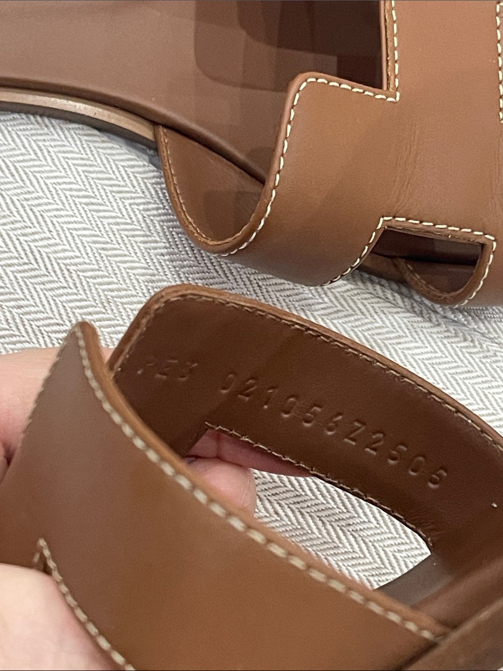 HERMES Oran Sandals- Brown - Picture 7 of 10